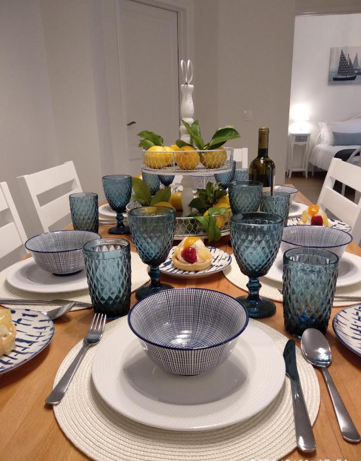 Apartment The Bluehouse - Spacious Floor Flat With Parking, By Mon Repos